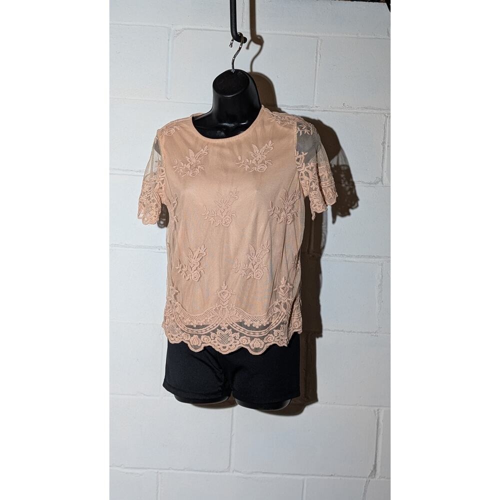 Forever 21 Lace Top Sheer Floral Short Sleeve Blouse Elegant Tan Small